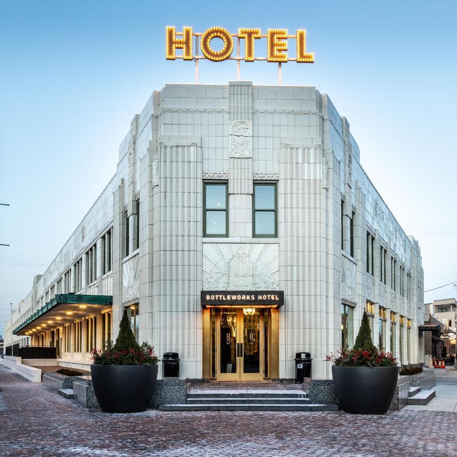 Bottleworks Hotel Indianápolis Exterior foto
